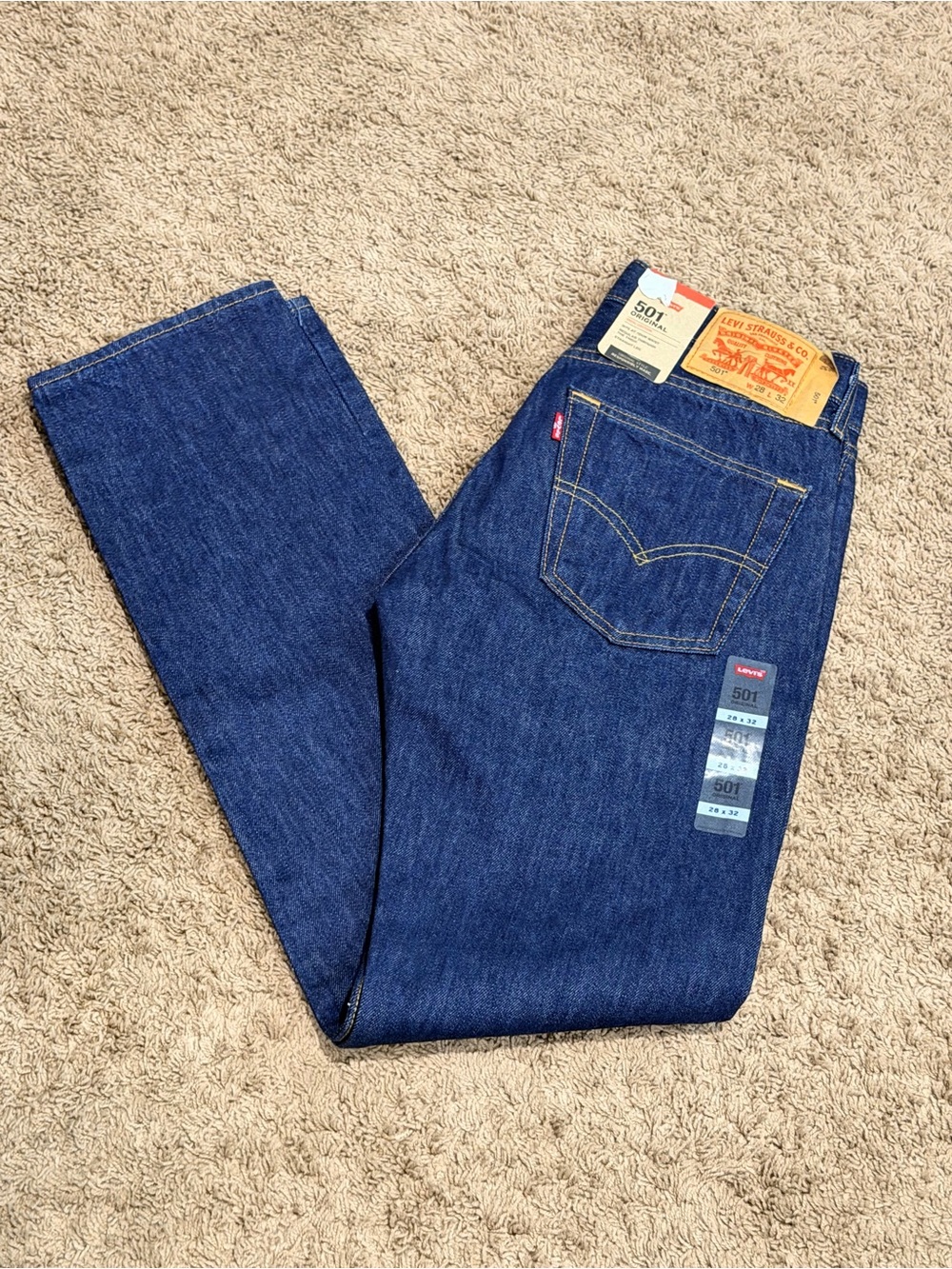 Levi's 501 Men's Original Fit Straight Leg Jeans Button Fly 501 28x32 NWT
